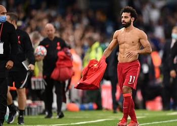 جاري لينيكر يستنكر فوز كريستيانو رونالدو بـ جائزة لاعب شهر سبتمبر على حساب محمد صلاح