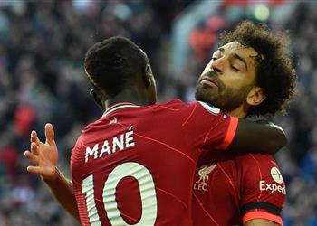 أسطورة آرسنال العلاقة بين محمد صلاح وماني ساعدتهما على التألق هذا الموسم