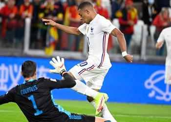 كورتوا عن مواجهة إيطاليا وبلجيكا لا أرى أي فائدة منها