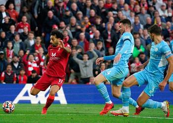 ألدريدج ينصح ليفربول محمد صلاح لا يقل عن رونالدو وميسي ويستحق عقد ا ضخم ا