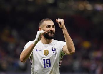 ريال مدريد يطالب بتتويج كريم بنزيما بالكرة الذهبية