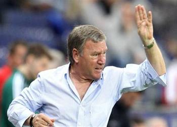 تقارير مدافع ليبيا الم صاب يتوسل لـ كليمنتي من أجل المشاركة أمام منتخب مصر