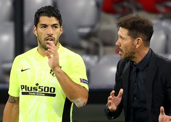 سيميوني عن محاولته ضم ميسي كأنني شاهدت طائرة تمر من السماء واستعنت بـ سواريز