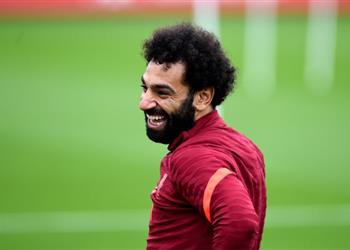 لإقناع محمد صلاح بالتجديد ليفربول يفاوض لاعب أتلتيكو مدريد
