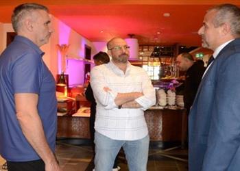 سفير مصر في كينيا يزور بعثة الزمالك قبل مواجهة توسكر