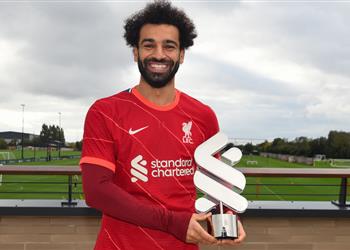 الجائزة الثانية محمد صلاح لاعب الشهر في ليفربول