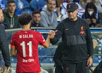 كلوب محمد صلاح أنهى هيمنة ميسي ورونالدو ولا أحد أفضل منه الآن