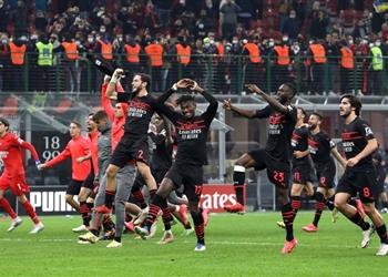 فيديو بـ ريمونتادا مثيرة ميلان يفوز على فيرونا بثلاثية في الدوري الإيطالي