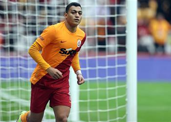 جماهير جالطة سراي عن أداء مصطفى محمد أمام كونيا سبور كافاني المصري يلدغ مثل الثعبان