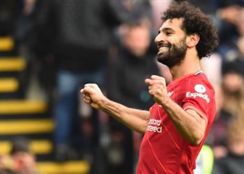 مدافع مانشستر سيتي السابق يحذر ليفربول من رحيل محمد صلاح سيكلفكم الكثير