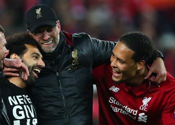 كلوب يمكنني الإشادة بـ محمد صلاح وفان دايك طوال الوقت ولكن