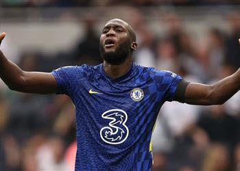 توخيل ي لمح إلى إمكانية إراحة لوكاكو يعاني من مشكلة ذهنية