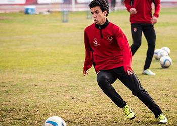 الأهلي يجدد عقود ثنائي هجوم الشباب 5 مواسم