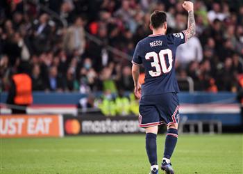 فيديو ميسي يسجل ثنائية ويقود باريس سان جيرمان لفوز صعب على لايبزيج بـ دوري أبطال أوروبا