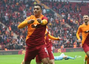 فاتح تريم يشيد بـ مصطفى محمد ويعلق على مستقبله مع جالطة سراي