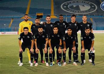 صور تفاصيل الاجتماع الفني لمباراة بيراميدز وعزام في الكونفدرالية