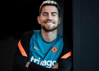 جورجينيو يتحدث عن حلمه غير الواقعي بالكرة الذهبية ورد فعل والدته المنتظر أثناء التتويج