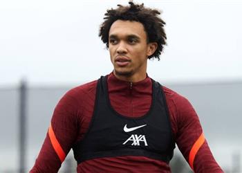 أرنولد يكشف سر الثنائية الناجحة مع محمد صلاح في ليفربول هذا الموسم