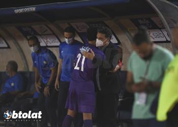 إيهاب جلال ي برر فوز بيراميدز الصعب على عزام التنزاني ويهنئ شريف إكرامي
