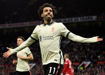 كرر إنجاز الظاهرة رونالدو محمد صلاح ي حقق رقمين تاريخيين بعد الهاتريك أمام مانشستر يونايتد