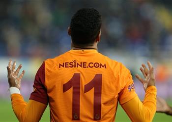 تشكيل جالطة سراي أمام بشكتاش قرار مفاجيء بشأن مصطفى محمد