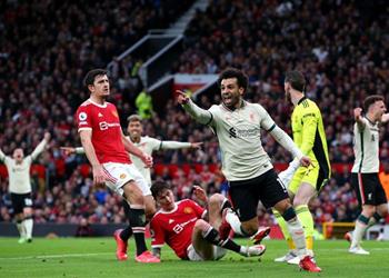 جماهير ليفربول يطلقون أغنية جديدة لـ محمد صلاح بعد إهانة مانشستر يونايتد