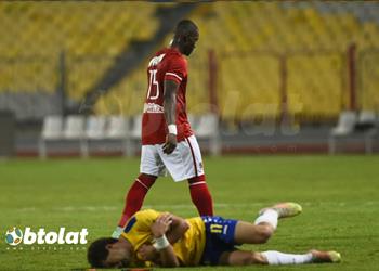 أليو ديانج يعتذر بعد طرده في مباراة الأهلي والإسماعيلي