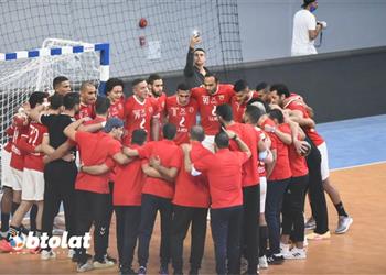 خاص رباعي يد الأهلي يتلقون عروض ا أوروبية وتحديد الثنائي الأقرب للرحيل