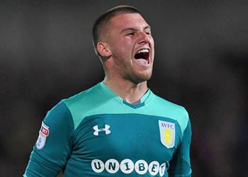 أستون فيلا يسعى لضم حارس يونايتد بشكل نهائي