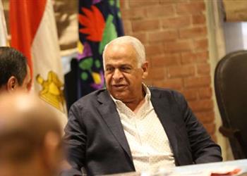 فرج عامر بعد رحيله عن سموحة تشرشل سقط في الانتخابات رغم فوزه بالحرب العالمية الثانية