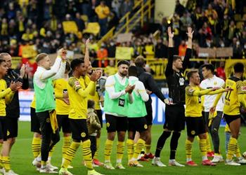 فيديو بوروسيا دورتموند يواصل ملاحقة بايرن ميونخ بثنائية أمام كولن