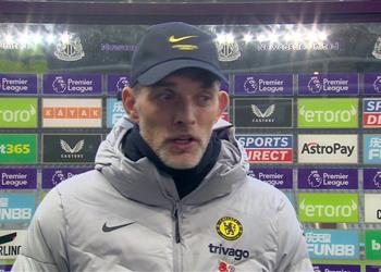 توخيل رغم انفراد تشيلسي بالصدارة لست سعيد ا بتعادل ليفربول وخسارة مانشستر سيتي