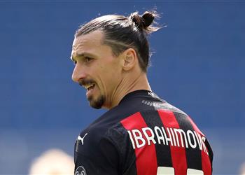 إبراهيموفيتش يواصل إثارة الجدل زلاتان واحد فقط وميلان قد لا يكون النادي الأخير