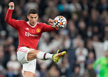 روي كين رونالدو عبقري و فوق الانتقادات ويجب على لاعبي مانشستر يونايتد مساندته