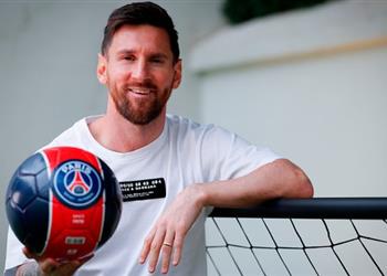 ميسي يوضح إمكانية اعتزاله بعد مونديال قطر ويؤكد الفوز بـ الكرة الذهبية سيكون جنوني ا