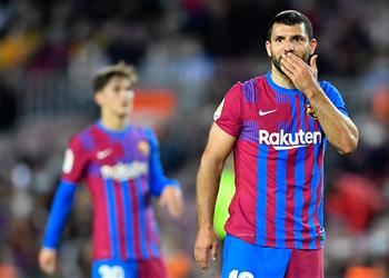 برشلونة يصدر بيان ا صادم ا بشأن مدة غياب أجويرو