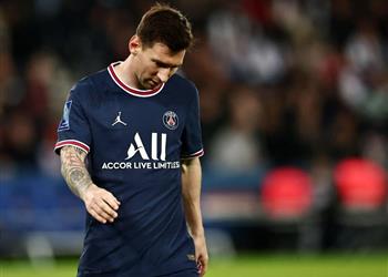 قائمة باريس سان جيرمان لمباراة لايبزيج استبعاد ميسي وعودة مبابي