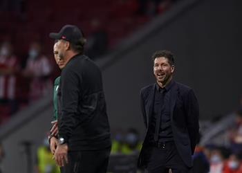 سيميوني يلمح إلى تجاهل مصافحة كلوب مرة أخرى لا أحب الزيف