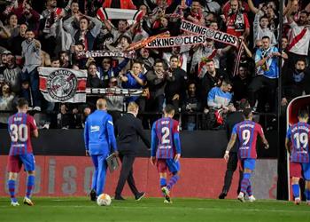 برشلونة يستقر على بيع م هاجمه في الميركاتو الشتوي