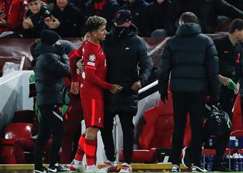 كلوب يكشف خبر ا سيئ ا عن فيرمينو بعد إصابته أمام أتلتيكو مدريد