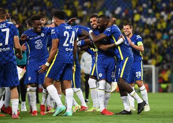 رسمي ا تشيلسي يكافئ مدافعه وي منحه عقد ا طويل الأمد