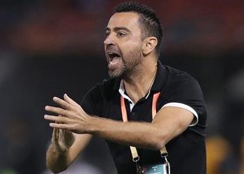 سبورت توضح سبب رفض برشلونة دفع الشرط الجزائي في عقد تشافي