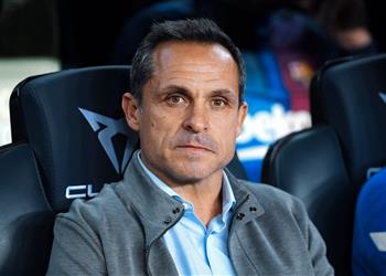 بارجوان يرفض الحديث عن اقتراب تشافي أسألوا برشلونة