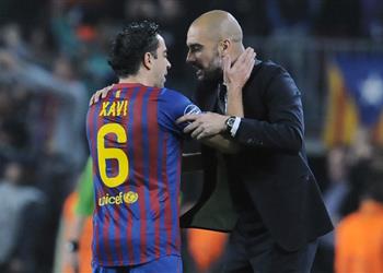 جوارديولا يوضح رأيه في اختيار تشافي لتدريب برشلونة