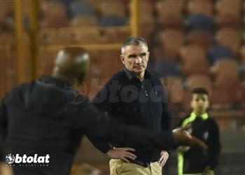 محمد صلاح موسيماني مارس عادته السيئة والزمالك حضر إلى الملعب الساعة 9