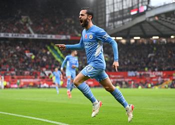 فيديو برناردو سيلفا يسجل هدف مانشستر سيتي الثاني أمام مانشستر يونايتد