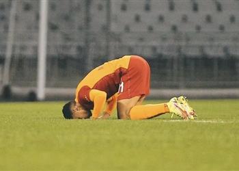 جماهير جالطة سراي بعد هدف مصطفى محمد أمام فاتح قرة جمرك ي جدف بمفرده وأسكت جميع المنتقدين