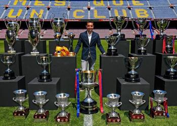 صحيفة إيطالية برشلونة يبدأ التخطيط لأولى صفقات مشروع تشافي