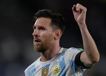 تقارير توضح موقف ميسي من مواجهتي أوروجواي والبرازيل في تصفيات كأس العالم