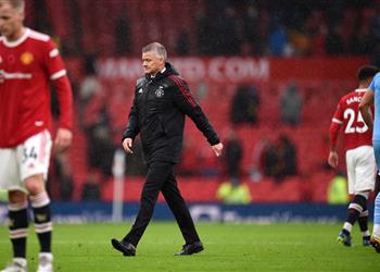 رومانو سولشاير يتمتع بثقة مانشستر يونايتد والإقالة بعيدة